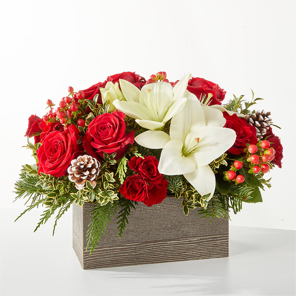 Snowy Wonderland Bouquet – LA DEANNE'S FLORIST, Cuthbert GA