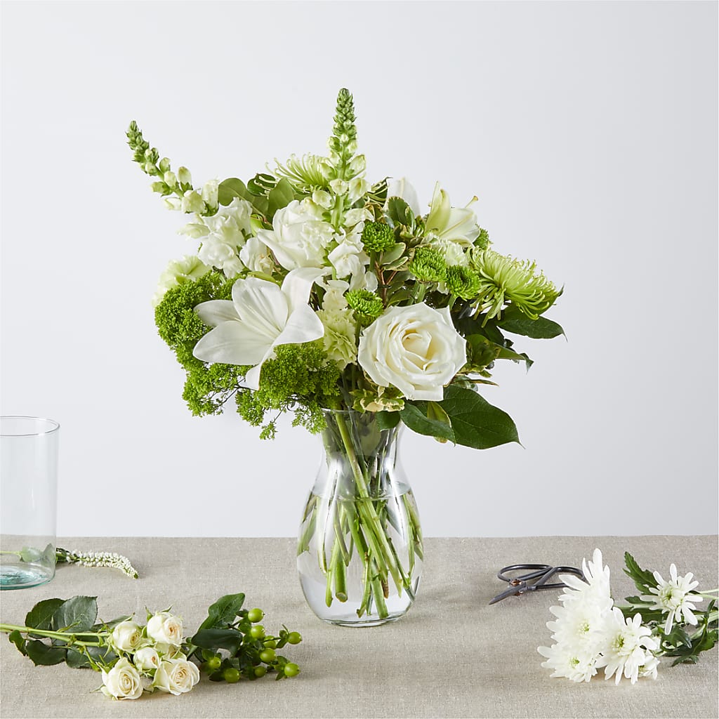 Irish Garden - A Florist Original – LA DEANNE'S FLORIST, Cuthbert GA
