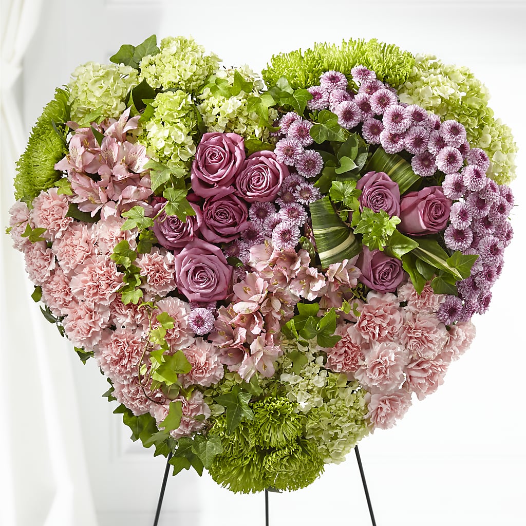 Heartwarming Standing Heart – LA DEANNE'S FLORIST, Cuthbert GA