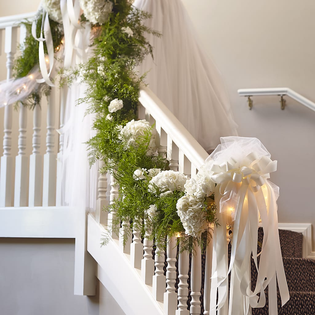 Champagne Dreams Garland – LA DEANNE'S FLORIST, Cuthbert GA