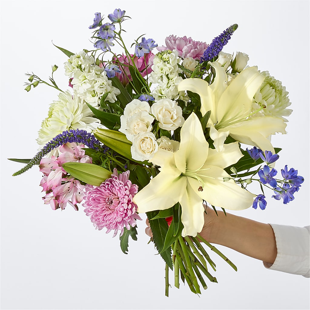 Winter Celebration Bouquet – LA DEANNE'S FLORIST, Cuthbert GA