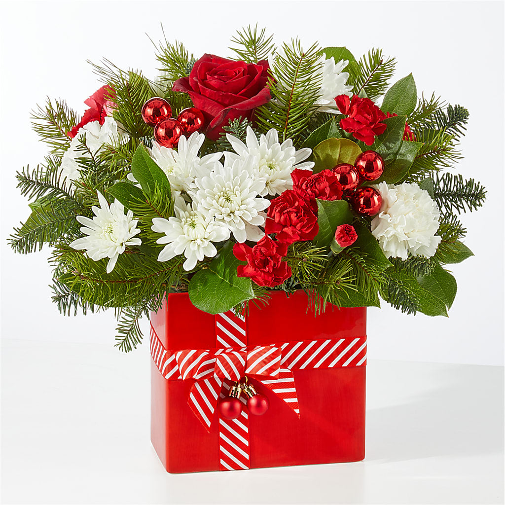 Presents Under the Tree Bouquet – LA DEANNE'S FLORIST, Cuthbert GA