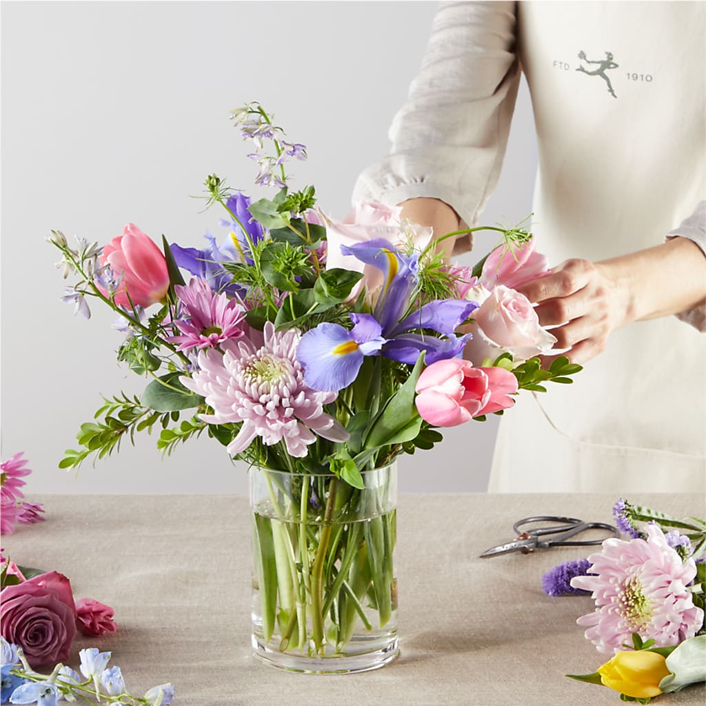 Pastel Tradition - A Florist Original – LA DEANNE'S FLORIST, Cuthbert GA