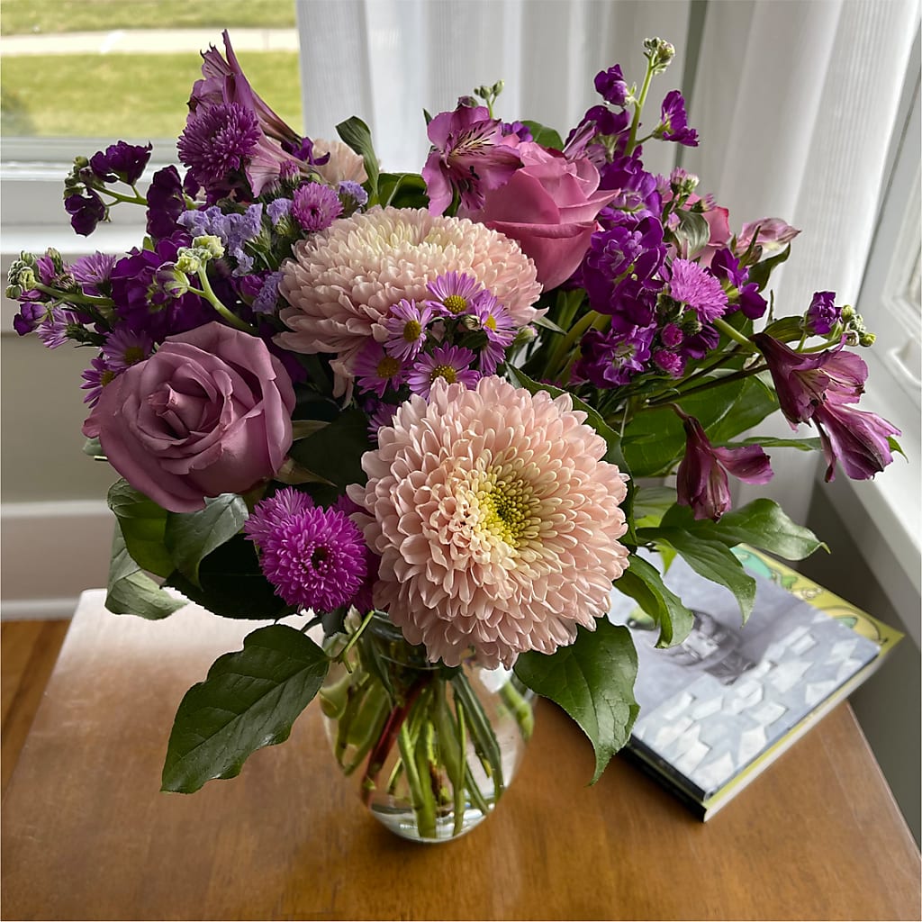 Ultraviolet Bouquet – LA DEANNE'S FLORIST, Cuthbert GA