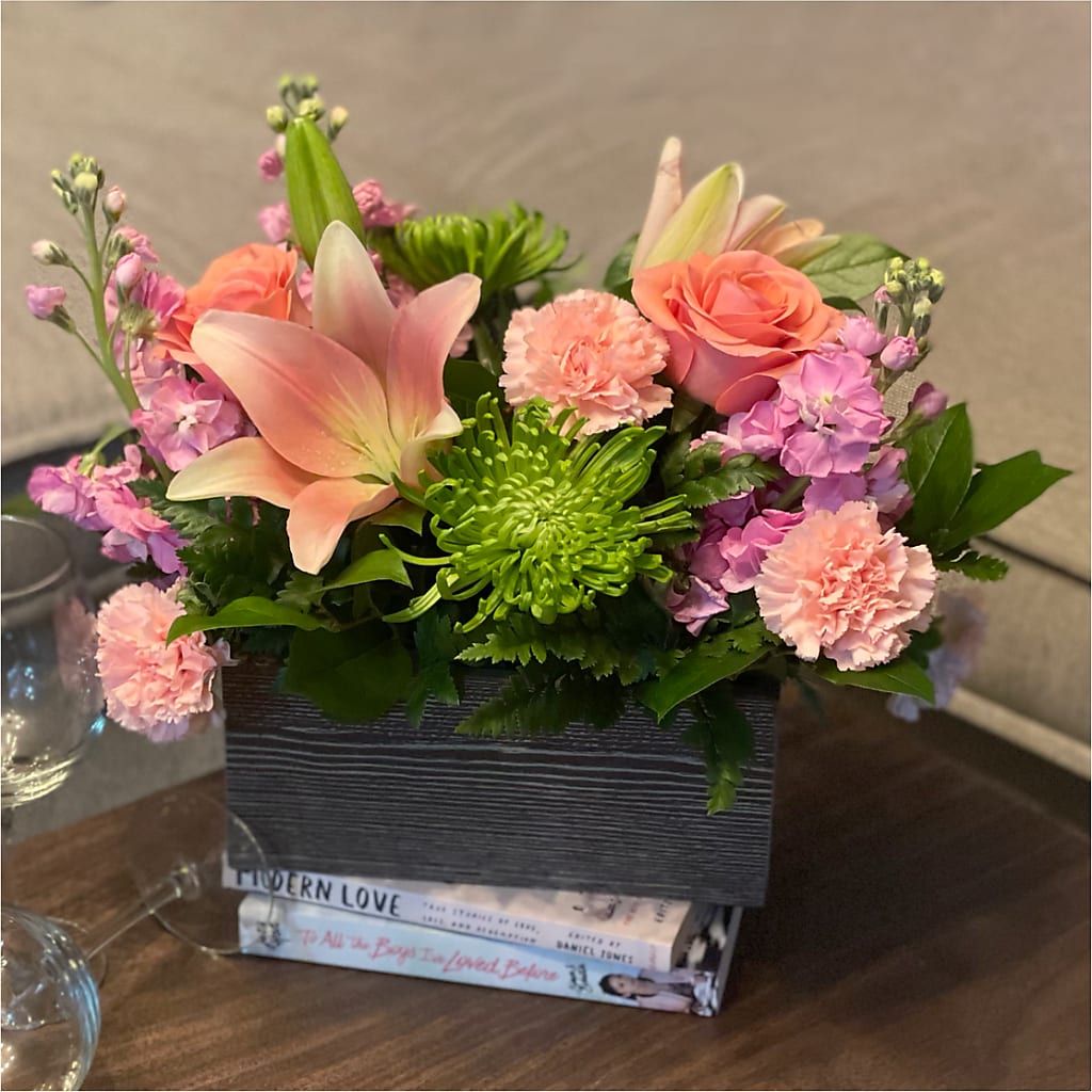 Beautiful Spirit Basket – LA DEANNE'S FLORIST, Cuthbert GA