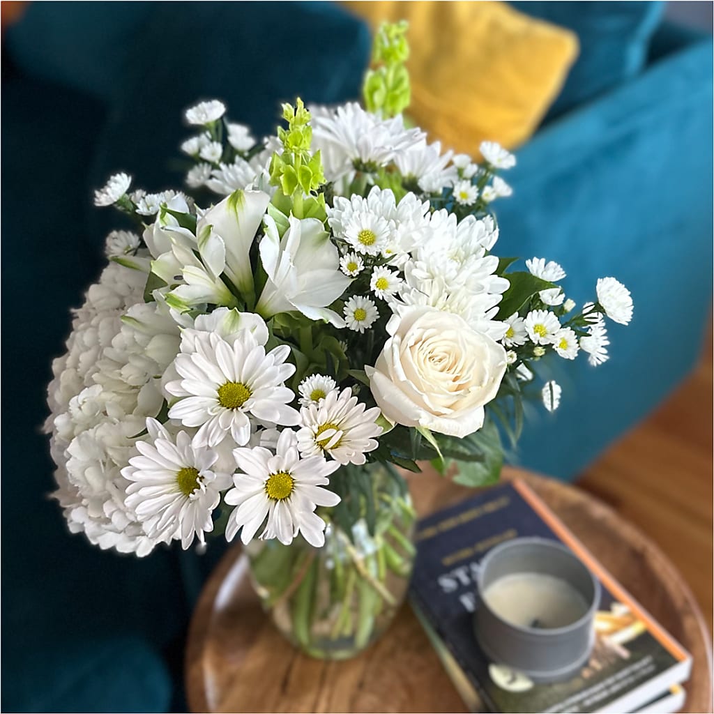 Classic Ivory – A Florist Original – LA DEANNE'S FLORIST, Cuthbert GA