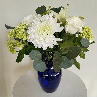 Snowy Dreams Bouquet – LA DEANNE'S FLORIST, Cuthbert GA