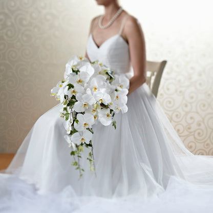 Classic White Bouquet – LA DEANNE'S FLORIST, Cuthbert GA