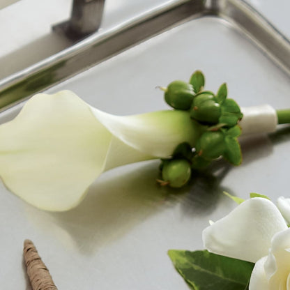 White Calla Boutonniere – LA DEANNE'S FLORIST, Cuthbert GA